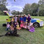 1st Thaxted Brownies met the Metropolitan Police and a search dog
